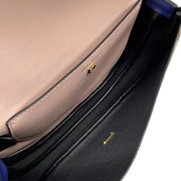 Auth Salvatore Ferragamo Gancini 21H986 Beige Red Multi PVC Leather - Picture 12 of 16